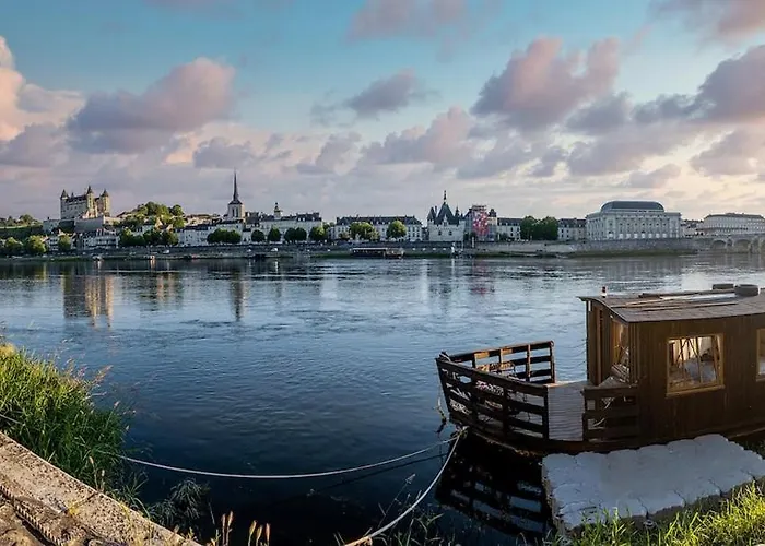 Botel Le Martin Pecheur Luxurious Boat Saumur